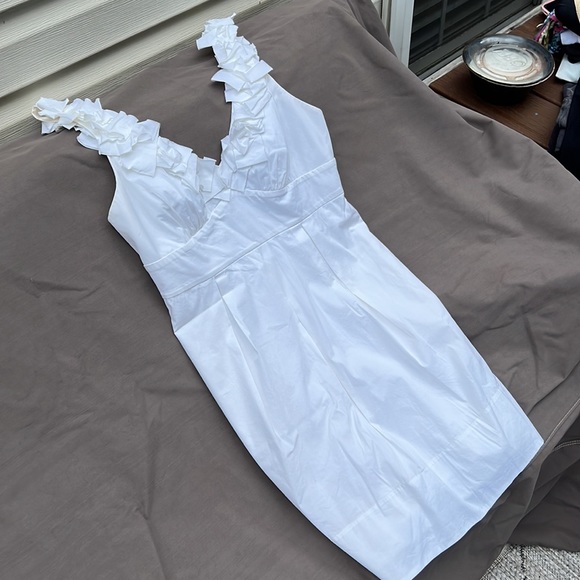 BCBGMAXAZRIA White Ruffle Collar Detail Dress - Picture 3 of 7